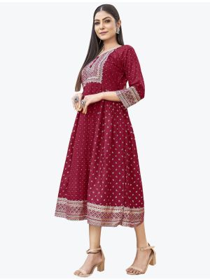 maroon fine rayon printed long kurti fabku20680