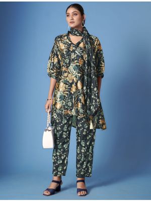 dark green crepe silk stylish co ord with scarf fabku21080