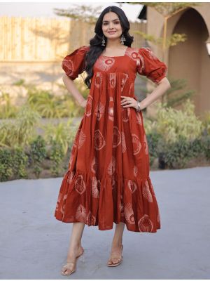 rust red cotton printed tiered midi dress fabku21216