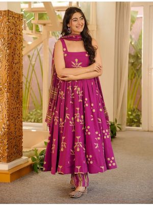 Vibrant Magenta Muslin Elegant Ready To Wear Salwar Kameez FABSL22495