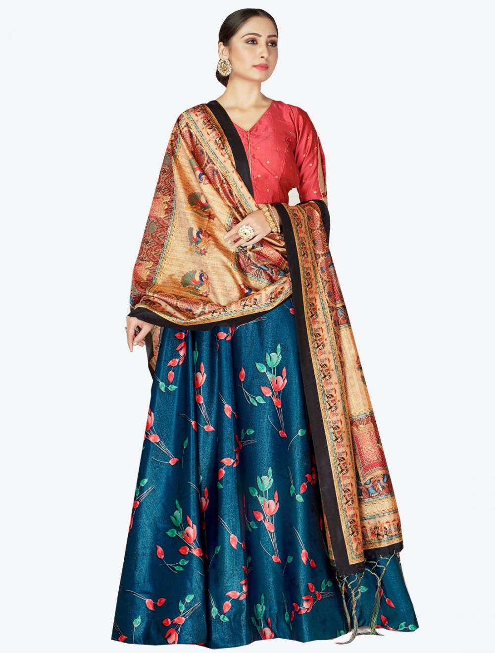 13 wedding-ready lehengas in Kiara Advani's traditional wear collection |  Vogue India
