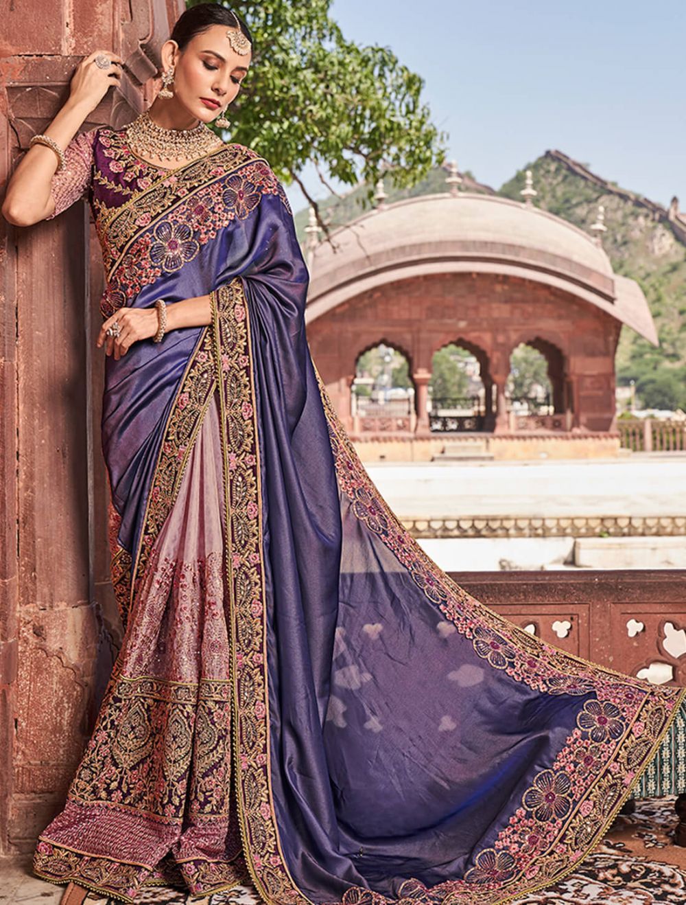 Buy Rajguru Designer Saree with fancy Blouse pic New pattern in Saree at  Amazon.in